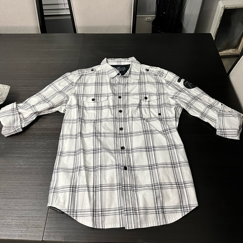 Vintage Fox long sleeve button up dress shirt, size LG color white and black